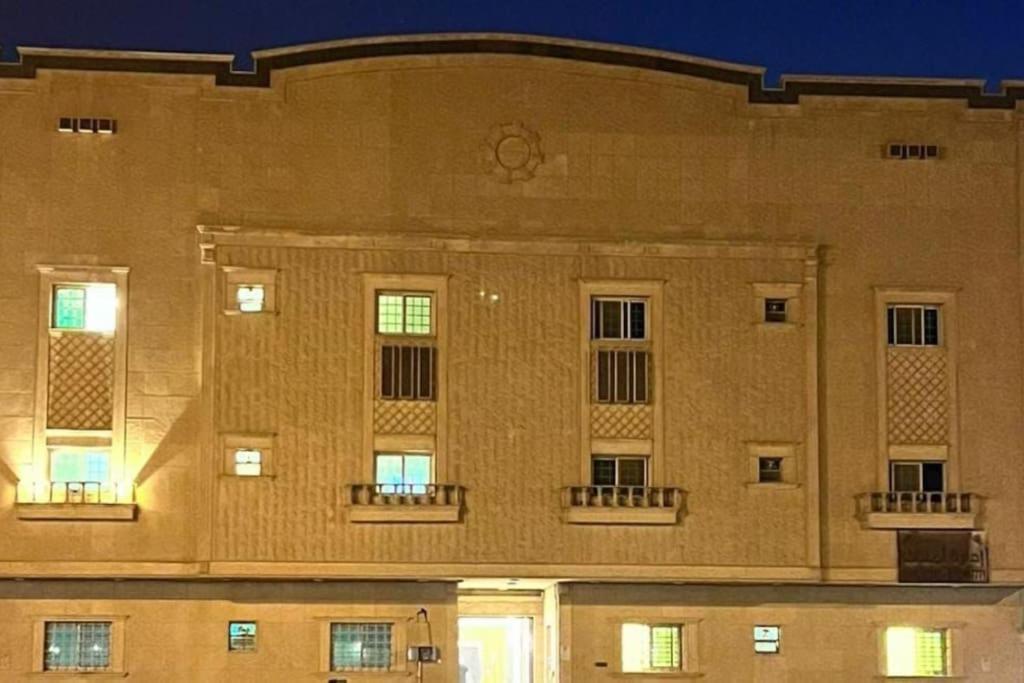 استديو انيق في الملقا * Riyadh