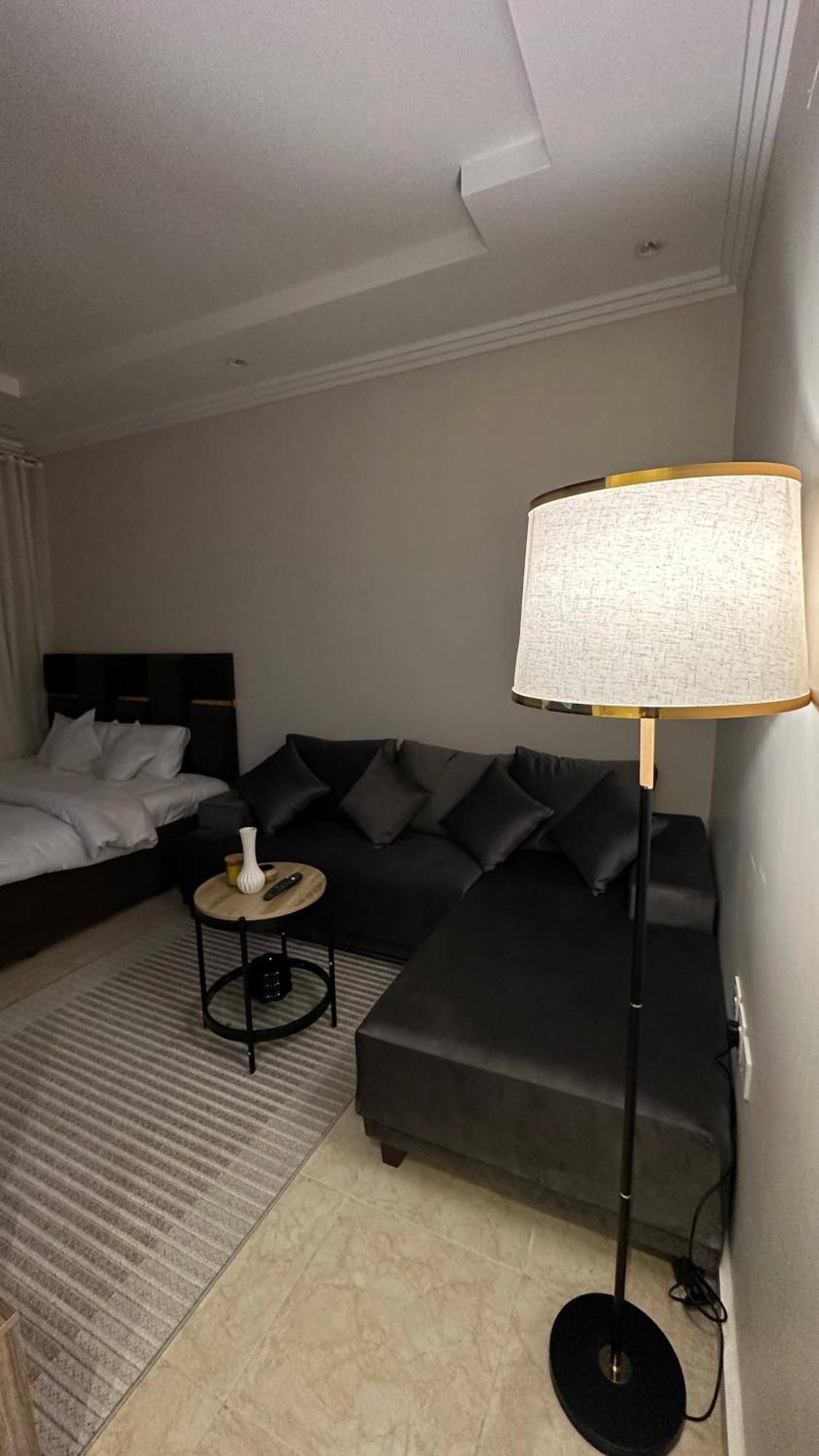 Apartment استديو انيق في الملقا Riyadh